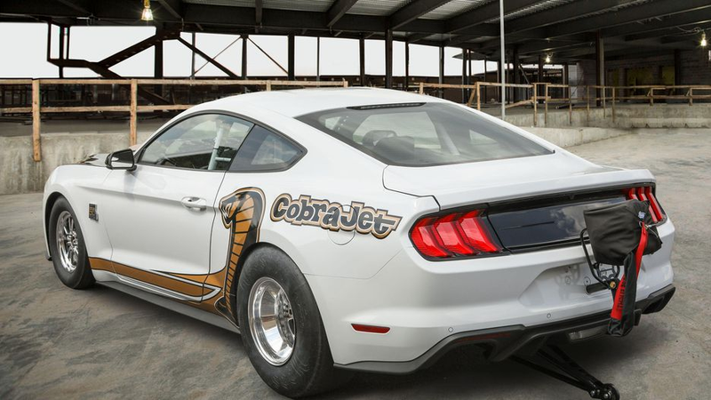 Illustration for article titled The 2018 Ford Mustang Cobra Jet Costs $130,000 and Is Loud As Hell
